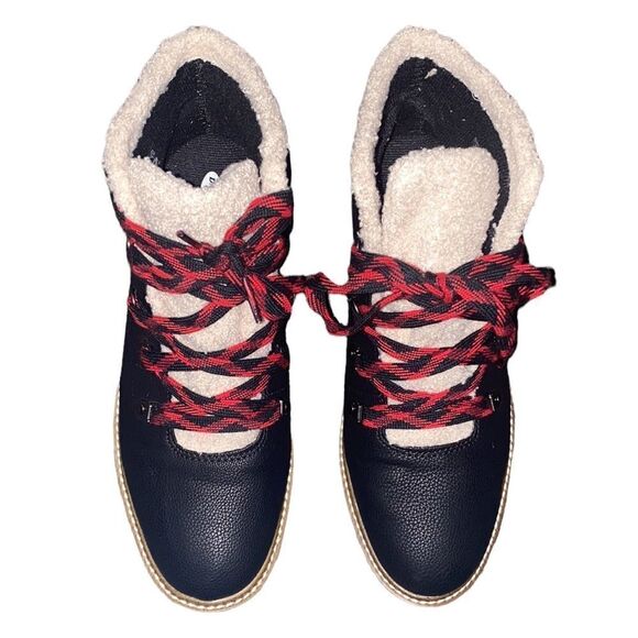 ✨ NWOT✨Dr. Scholl's Waterproof Hiker Boots✨ - Picture 10 of 13